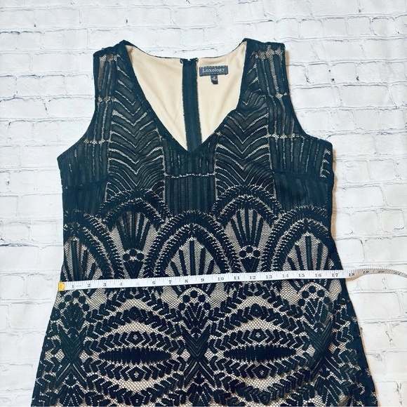 Luxology Women's Size 8 Dress Black Lace Tan Lined Sleeveless Feminine - Picture 9 of 13